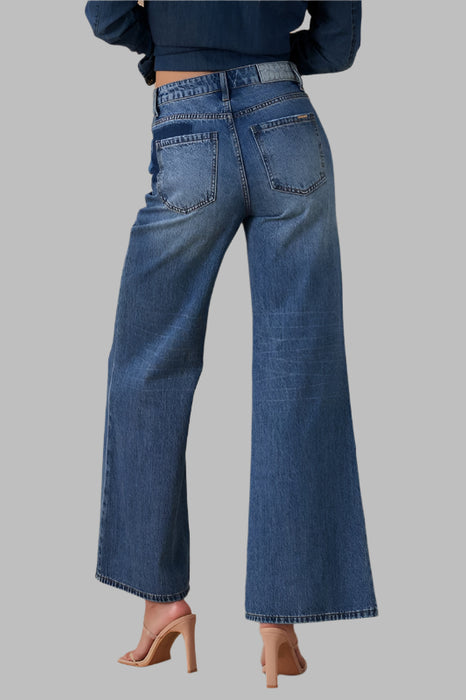 RELAXED WIDE LEG JEANS